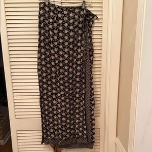 Karen Kane Black and Cream Floral Maxi wrap skirt.
